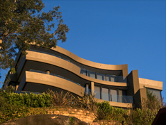 LUXURY RESIDENCE